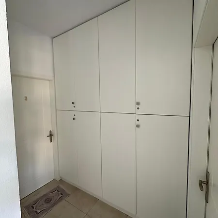 River Bridge Private بيت ضيافة Gjirokastër